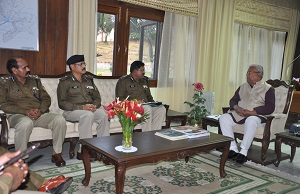 The Governor of Arunachal Pradesh Shri PB Acharya with Heads of Security Agencies in the Gyatri Hall at Raj Bhavan Itanagar on 1st February 2017.